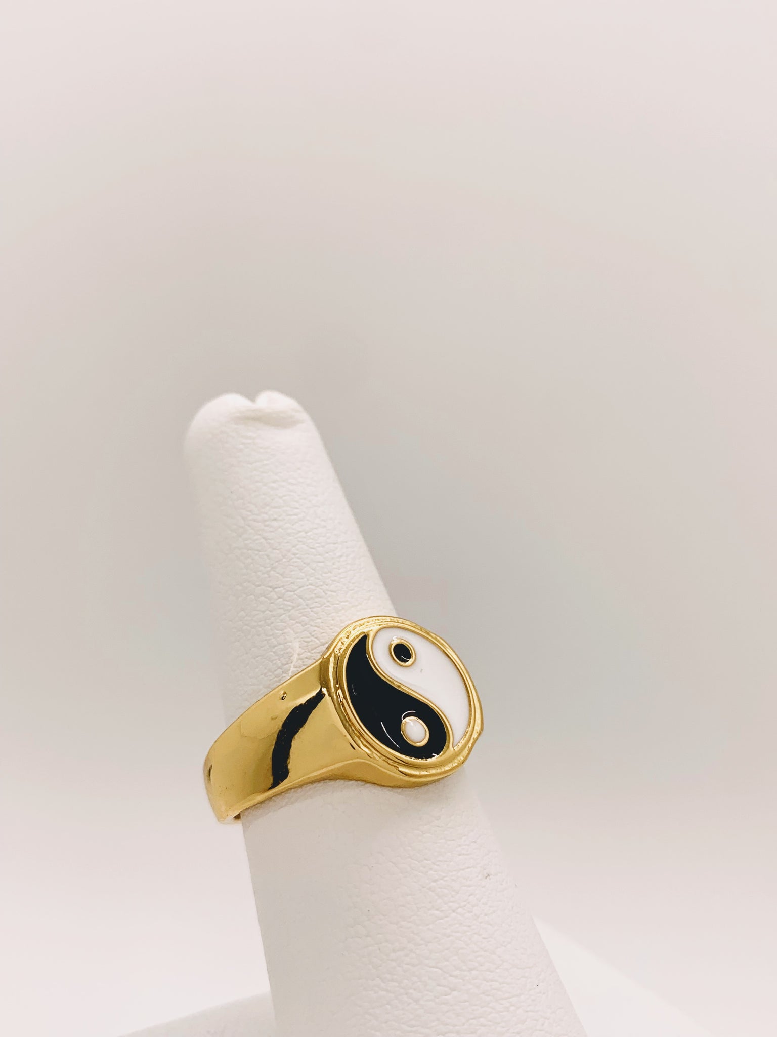 Anillo Ying-Yang