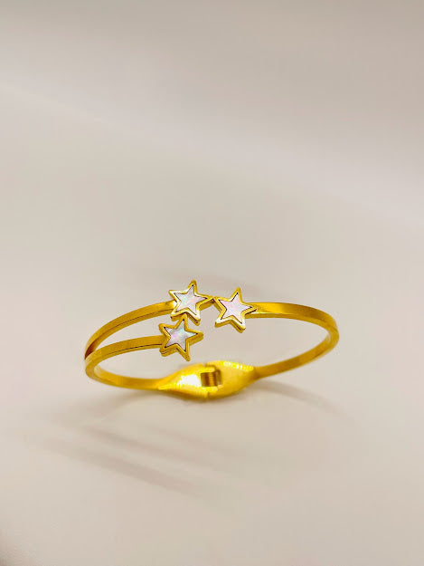 Brazalete Dura con Estrellas de Nácar