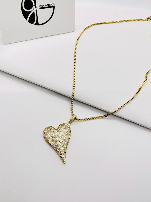 Cadena con Corazon Brillante